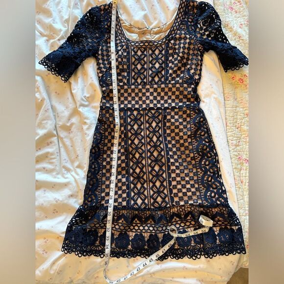 Bardot  X Anthropologie  Daisy Lace A-Line Dress in Navy & Nude Size 4/XS - Picture 12 of 12